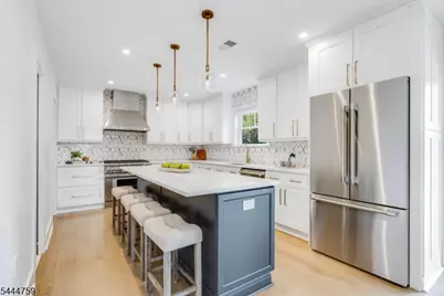 18 University Ave, Chatham, NJ 07928 - Photo 3