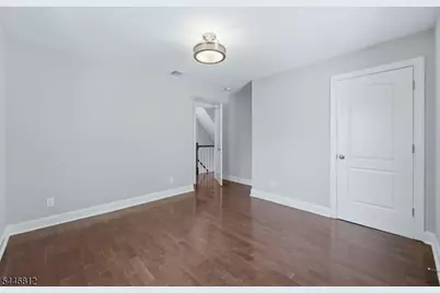 526 S Clinton St, East Orange, NJ 07018 - Photo 11
