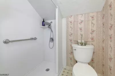 337 Corona Pl, Ridgewood, NJ 07450 - Photo 19