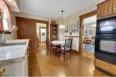 337 Corona Pl, Ridgewood, NJ 07450 - Photo 15
