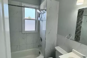 105 W 17th St, Linden, NJ 07036 - Photo 5