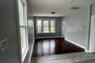 105 W 17th St, Linden, NJ 07036 - Photo 3