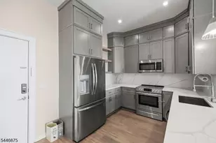 1 Carriage City Plz, Rahway, NJ 07065 - Photo 9