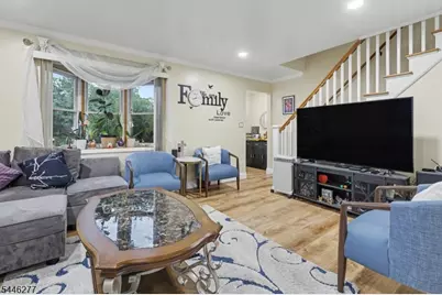 30 Schuyler Ave, Pompton Lakes, NJ 07442 - Photo 7