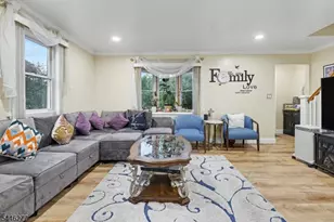 30 Schuyler Ave, Pompton Lakes, NJ 07442 - Photo 5