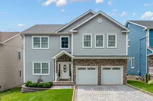 224 N 18th St, Kenilworth, NJ 07033 - Photo 1