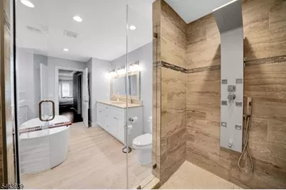224 N 18th St, Kenilworth, NJ 07033 - Photo 25