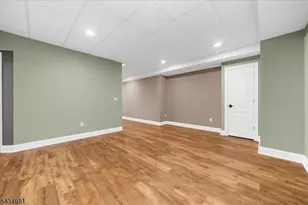10 Claridge Ln, Raritan Township, NJ 08822 - Photo 29