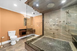 10 Claridge Ln, Raritan Township, NJ 08822 - Photo 33