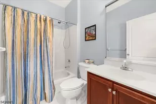 10 Claridge Ln, Raritan Township, NJ 08822 - Photo 25