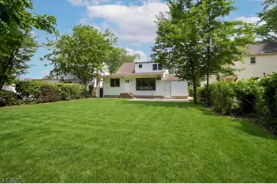 1324 Shetland Dr, Union Township, NJ 07083 - Photo 27
