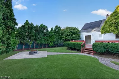 141 N 8th Ave, Manville, NJ 08835 - Photo 37
