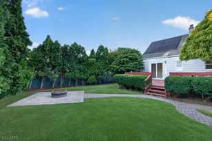 141 N 8th Ave, Manville, NJ 08835 - Photo 37