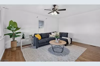 141 N 8th Ave, Manville, NJ 08835 - Photo 7