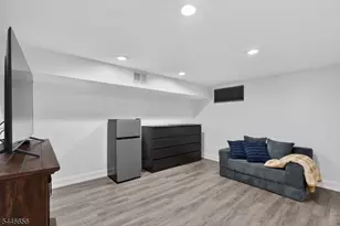 141 N 8th Ave, Manville, NJ 08835 - Photo 31