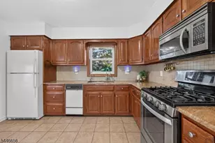 141 N 8th Ave, Manville, NJ 08835 - Photo 13