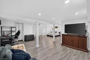 141 N 8th Ave, Manville, NJ 08835 - Photo 33