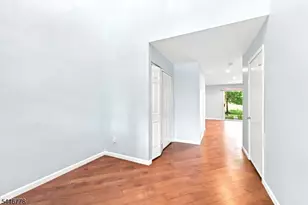 350 Greenfield Rd, Bridgewater Twp., NJ 08807 - Photo 7
