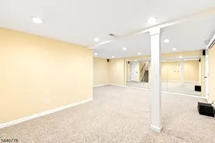 350 Greenfield Rd, Bridgewater Twp., NJ 08807 - Photo 43