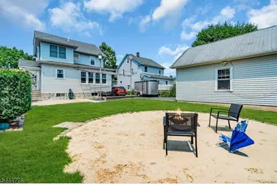 180 E Clay, Roselle Park, NJ 07204 - Photo 29