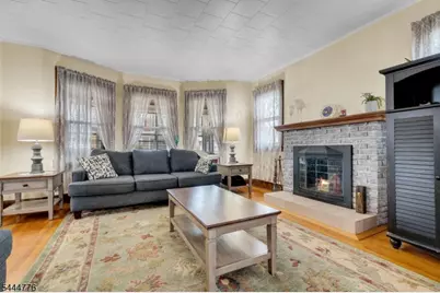 180 E Clay, Roselle Park, NJ 07204 - Photo 9