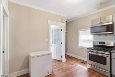 530 Norwood St, East Orange, NJ 07018 - Photo 7
