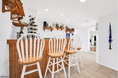 729 Colonial Arms Rd, Union Township, NJ 07083 - Photo 13