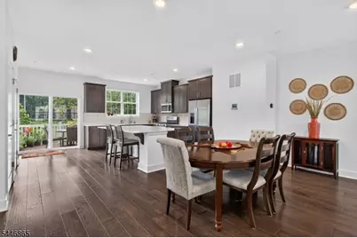 2 Coogan Ct, Morris Plains, NJ 07950 - Photo 5