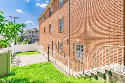 17 Chester Ave, Newark, NJ 07104 - Photo 27