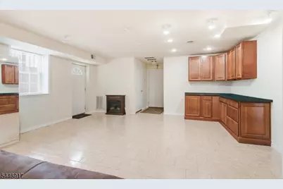17 Chester Ave, Newark, NJ 07104 - Photo 23