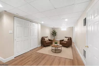195 Beekman Ln, Hillsborough Township, NJ 08844 - Photo 19