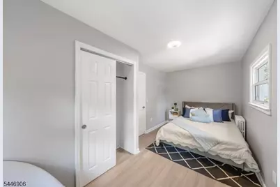 810 Spruce St, Roselle, NJ 07203 - Photo 17