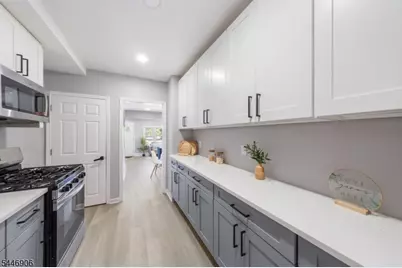 810 Spruce St, Roselle, NJ 07203 - Photo 7