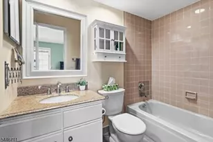 138 Terrace Dr, Chatham Township, NJ 07928 - Photo 17