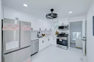 271 Valley Rd, Clark Township, NJ 07066 - Photo 5