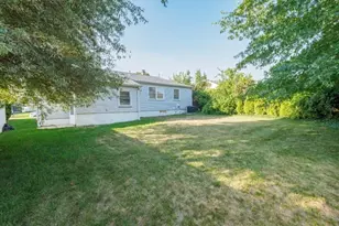 271 Valley Rd, Clark Township, NJ 07066 - Photo 13