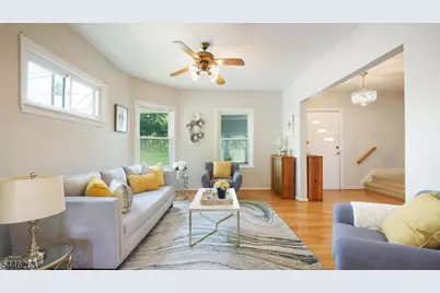 61 W Clay Ave, Roselle Park, NJ 07204 - Photo 5