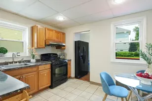 61 W Clay Ave, Roselle Park, NJ 07204 - Photo 9