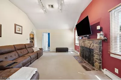 127 Minnehaha Blvd, Parsippany, NJ 07034 - Photo 5