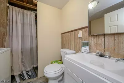 63 Thompson Ave, Dover, NJ 07801 - Photo 13