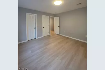 34 Tichenor Ter, Irvington, NJ 07111 - Photo 7