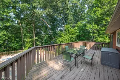 110 Unger Ave, Hopatcong, NJ 07874 - Photo 7
