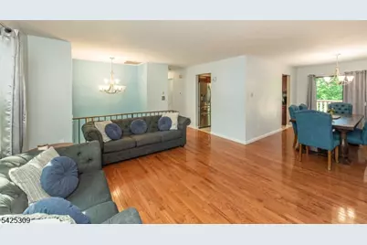 110 Unger Ave, Hopatcong, NJ 07874 - Photo 5