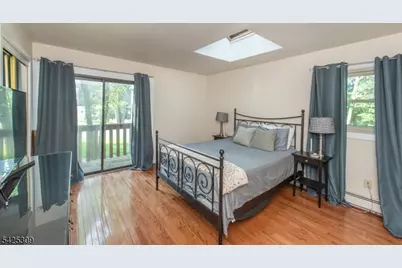 110 Unger Ave, Hopatcong, NJ 07874 - Photo 11