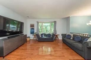 110 Unger Ave, Hopatcong, NJ 07874 - Photo 3