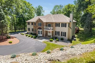 5 Elk Ridge Rd, Lebanon Township, NJ 07830 - Photo 3