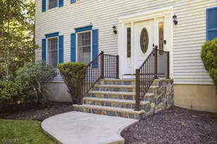 2057 Lakeside Dr, Vernon, NJ 07422 - Photo 5