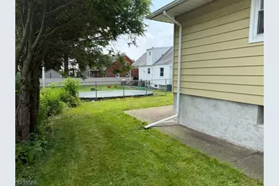 301 Valley Rd, Clifton, NJ 07013 - Photo 25