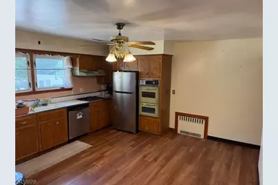 301 Valley Rd, Clifton, NJ 07013 - Photo 7