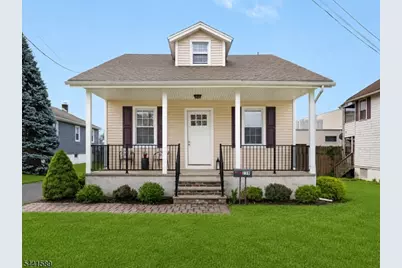 239 Washington St, Berkeley Heights Township, NJ 07922 - Photo 1
